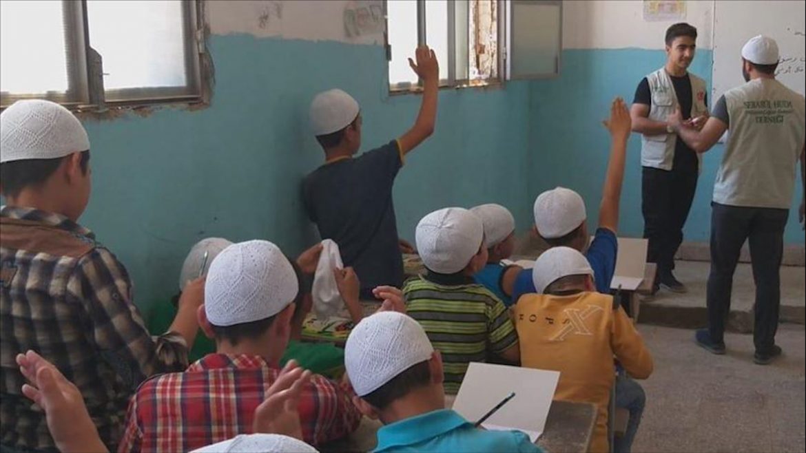 لمحو الثقافة الكردية جمعية داعشية تزرع الفكر المتطرف في عقول أطفال عفرين