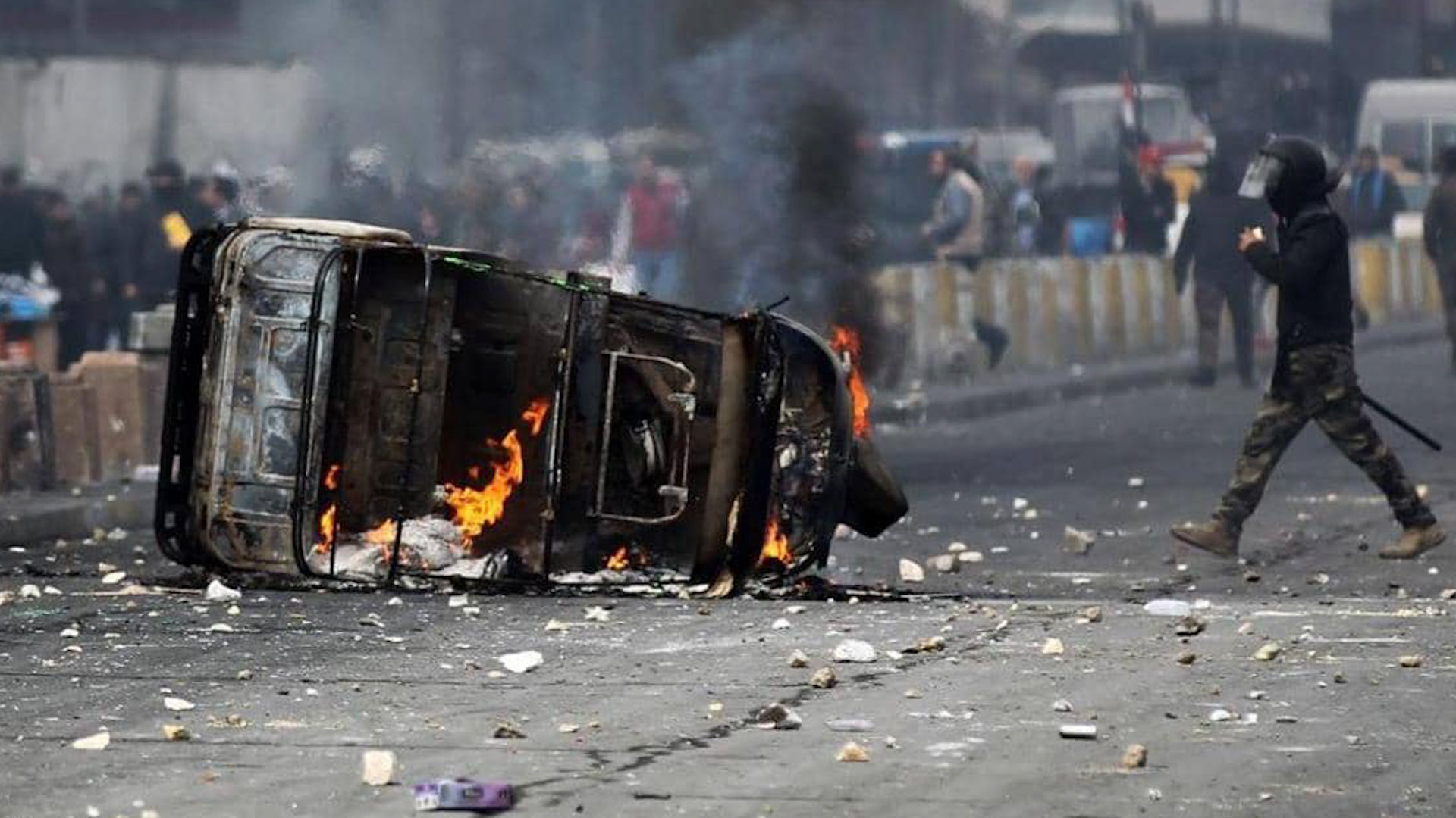 سقوط 16 جريح في مواجهات بين قوات الأمن والمتظاهرين في بغداد