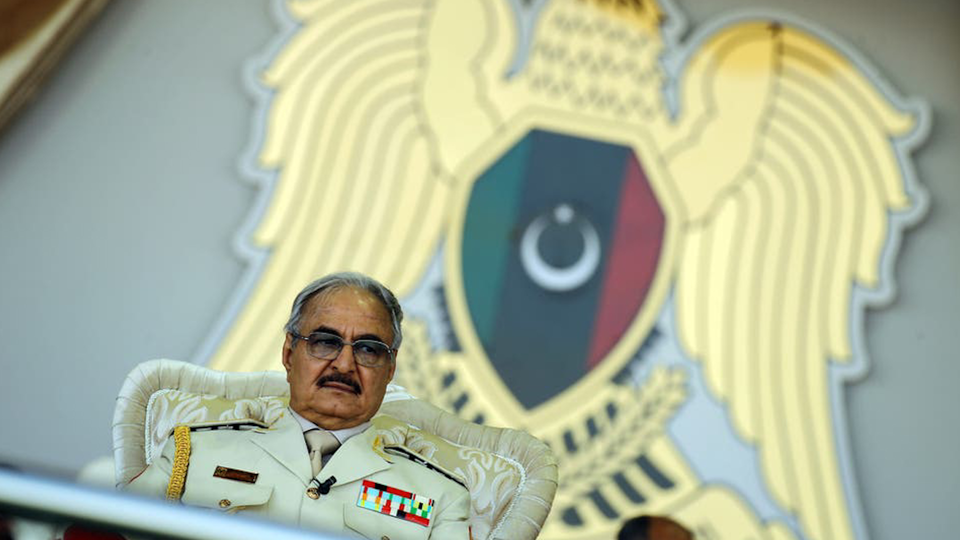 Халифа хафтар. Ливийская Национальная армия генерал Хафтар. Маршал Хафтар. Халиф Хафтар Ливия.