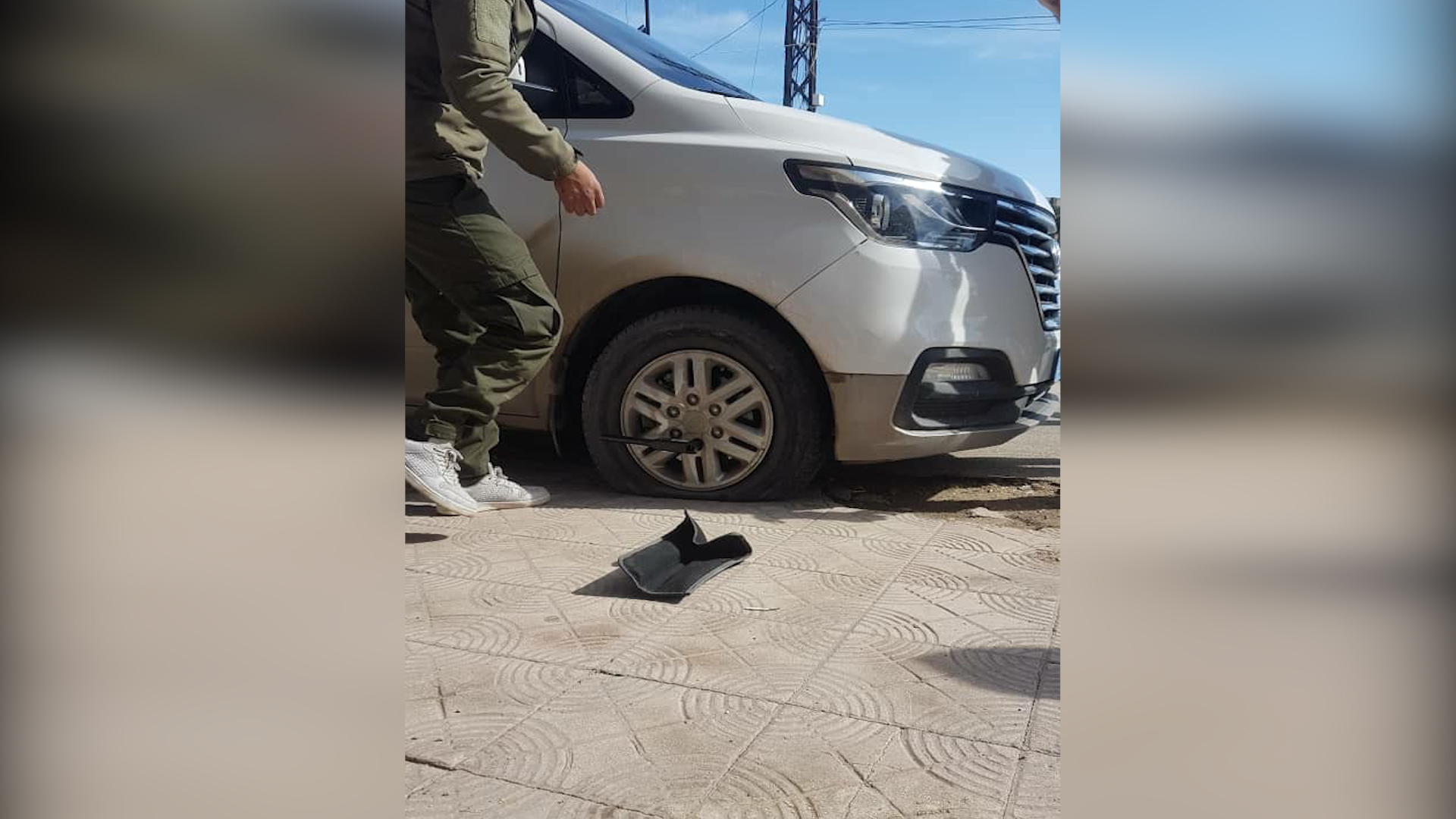 استشهاد عضو في الأساييش وإصابة آخر في استهداف القوات الحكومية لسيارتهم