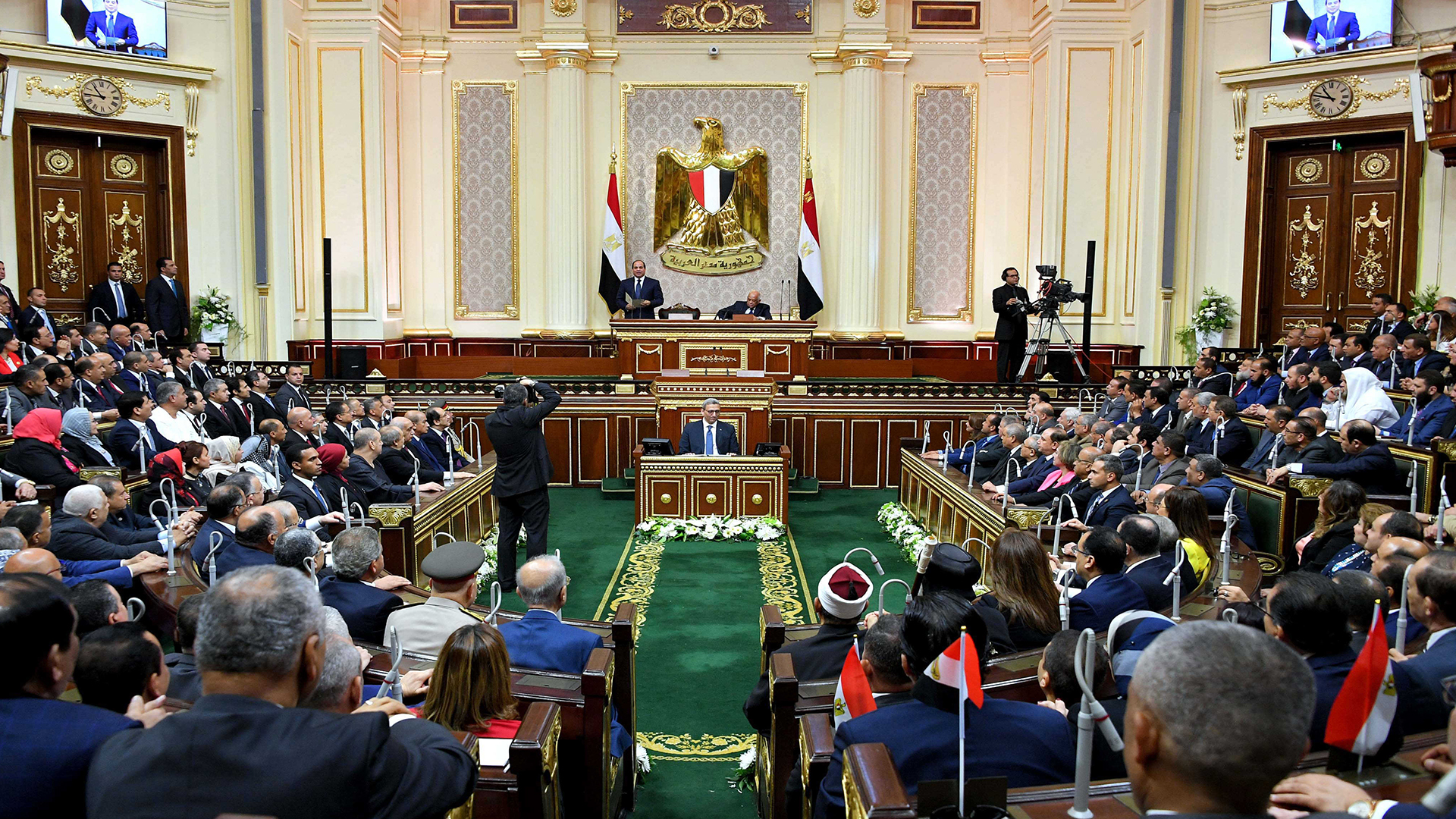 القاهرة توافق على اتفاقية ترسيم الحدود البحرية مع اليونان في المتوسط
