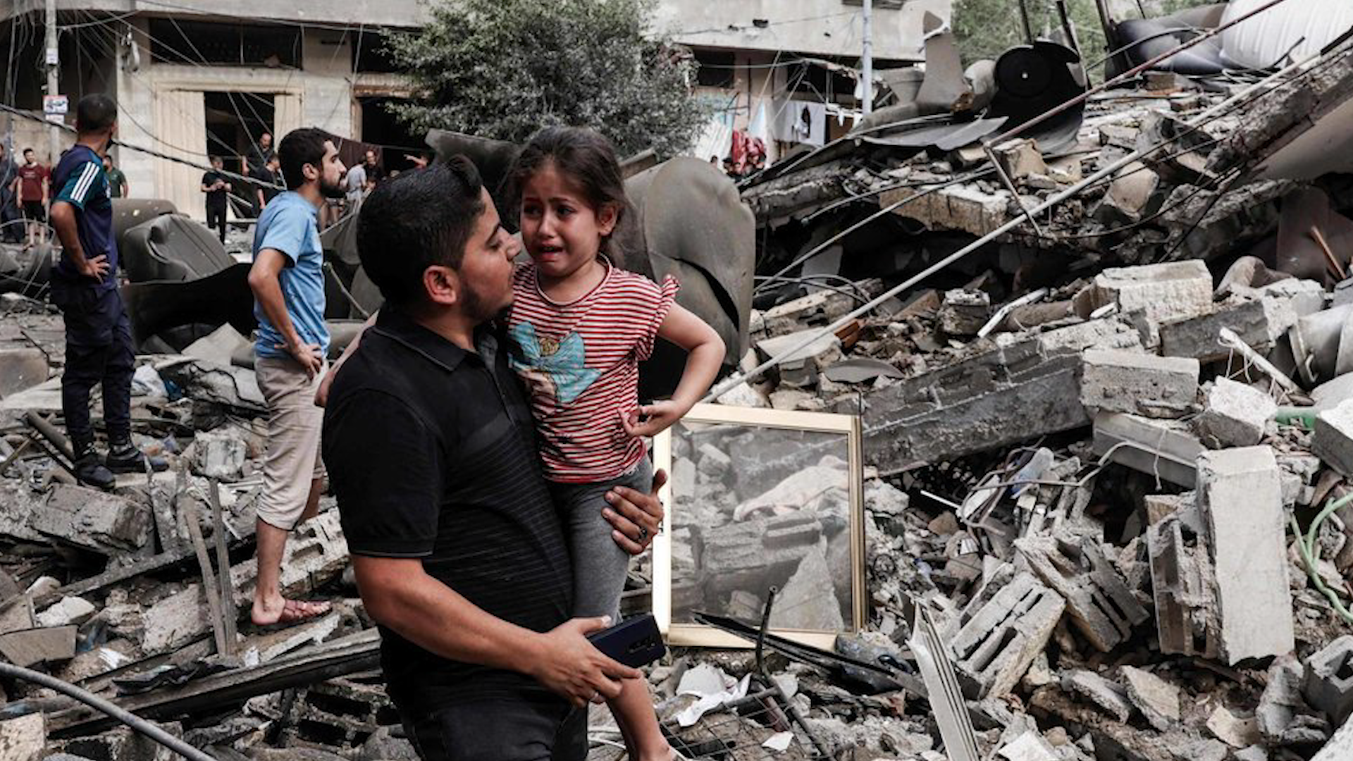 التصعيد في غزة مستمر لليوم الـ 20 على التوالي..وعدد الضحايا يشهد ارتفاعا كبيرا