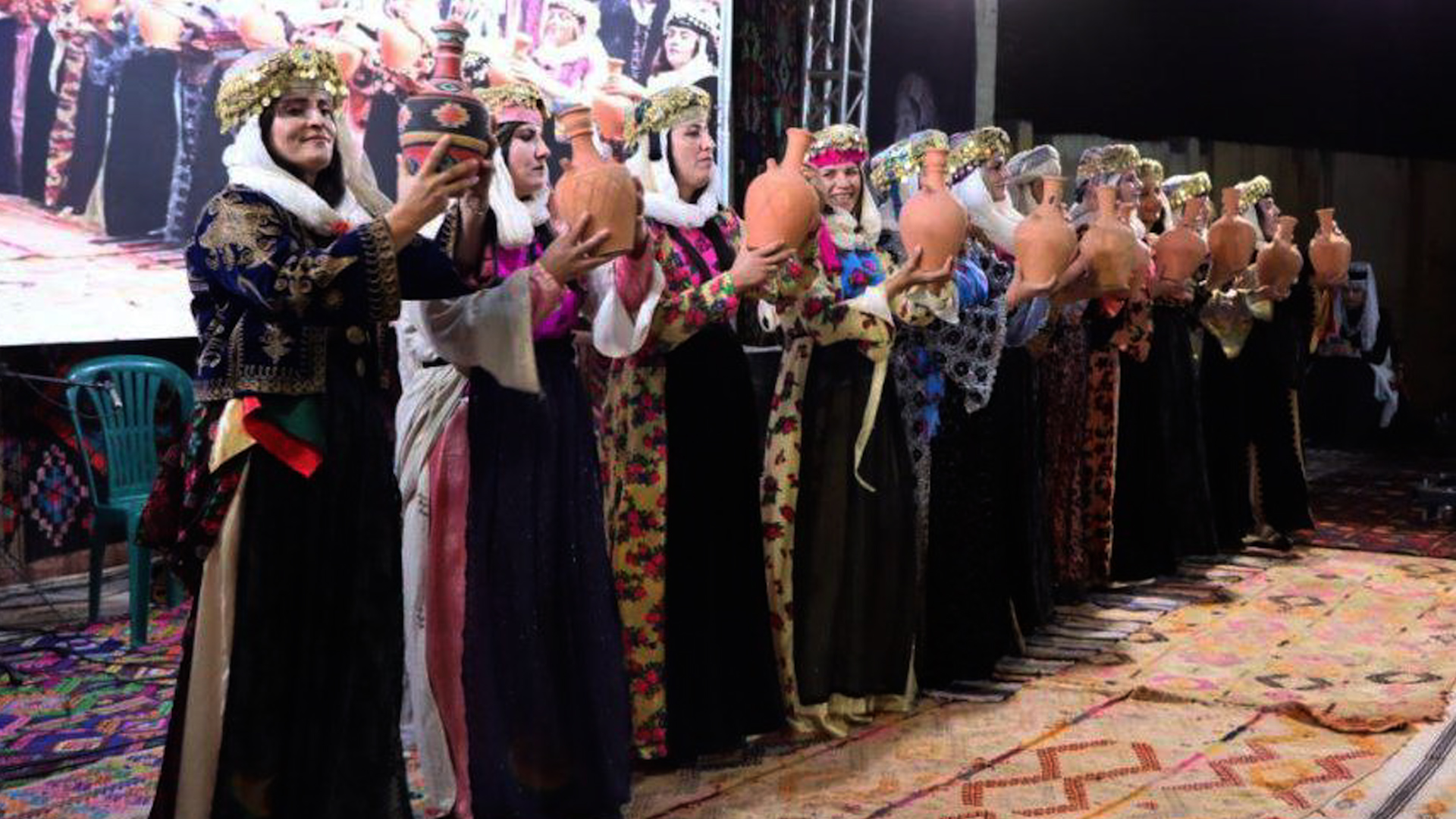 فعاليات اليوم الثالث من مهرجان الشهيدة برجم يختتم بتقديم عروض غنائية وفلكلورية