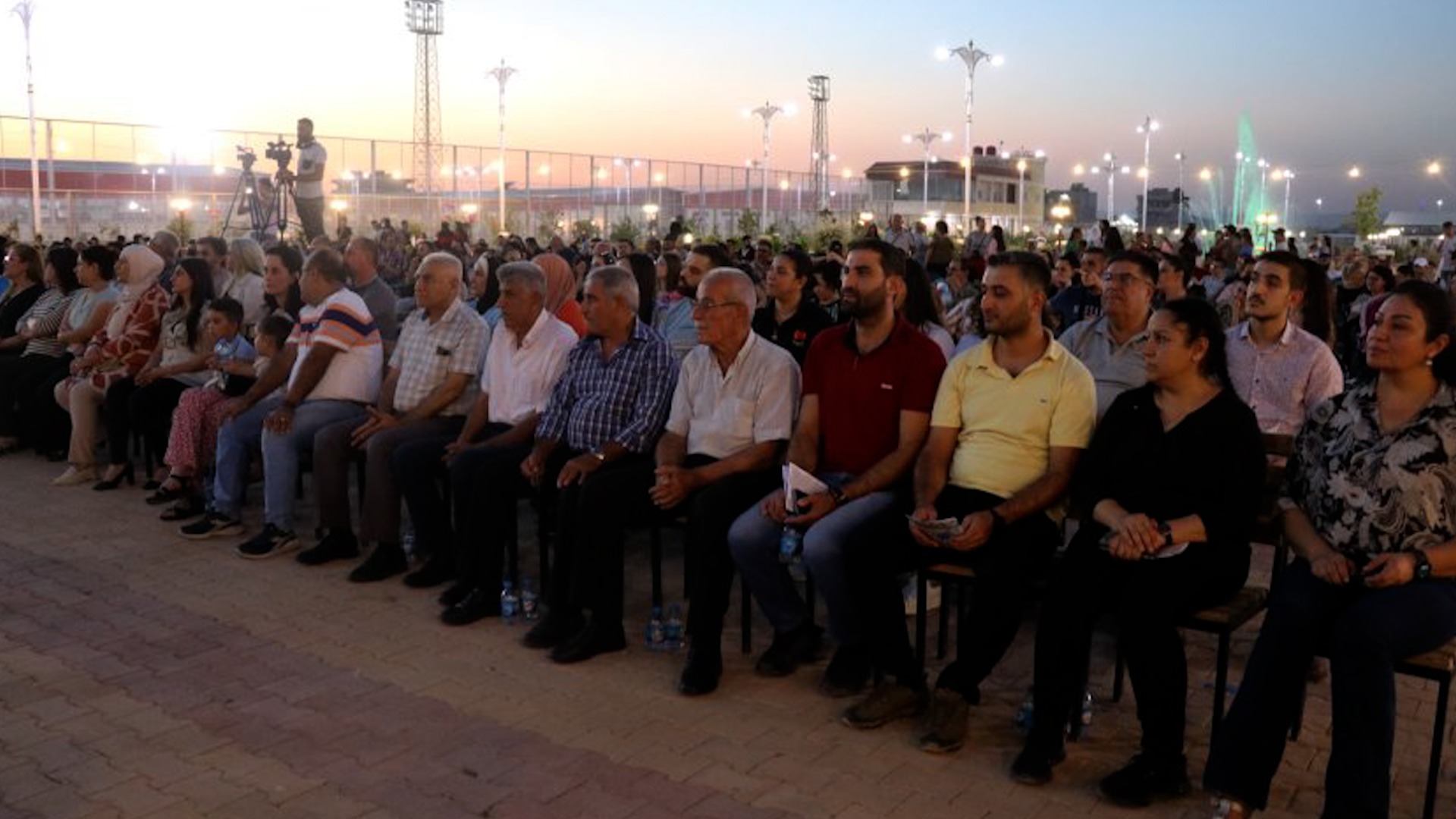 مهرجان “مردوثو” الرابع يختتم فعالياته في حديقة آزادي بمدينة قامشلو
