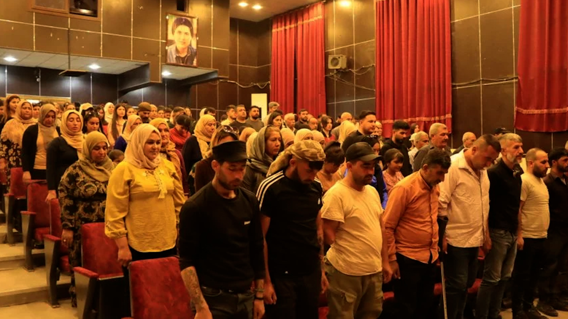 الفن يواكب النضال..مسرحية تُجسّد مقاومة سد تشرين