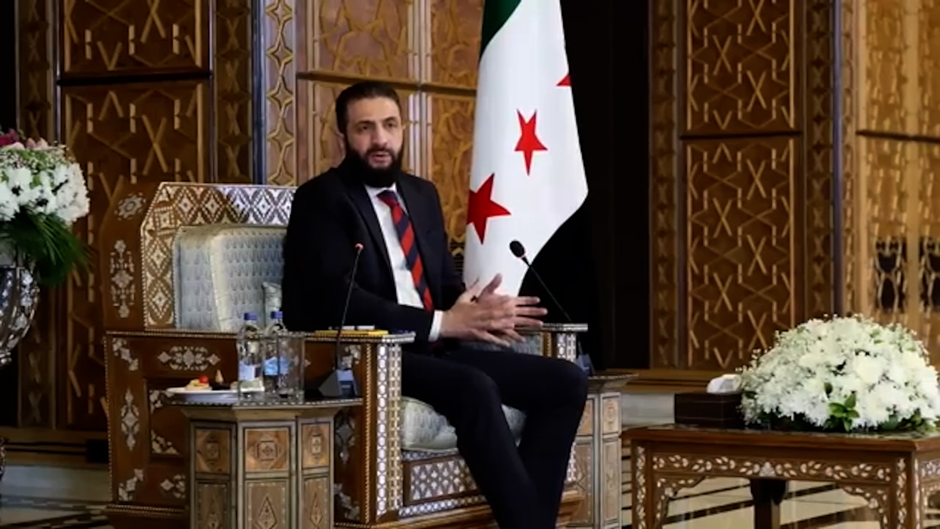 الشرع: نحن في مفاوضات دائمة مع قوات سوريا الديمقراطية وهناك توافق في عدة أمور