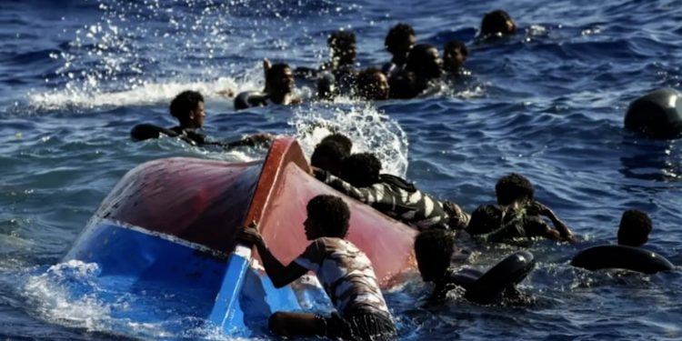 مصرع 69 مهاجراً بعد انقلاب زورق قبالة السواحل الموريتانية