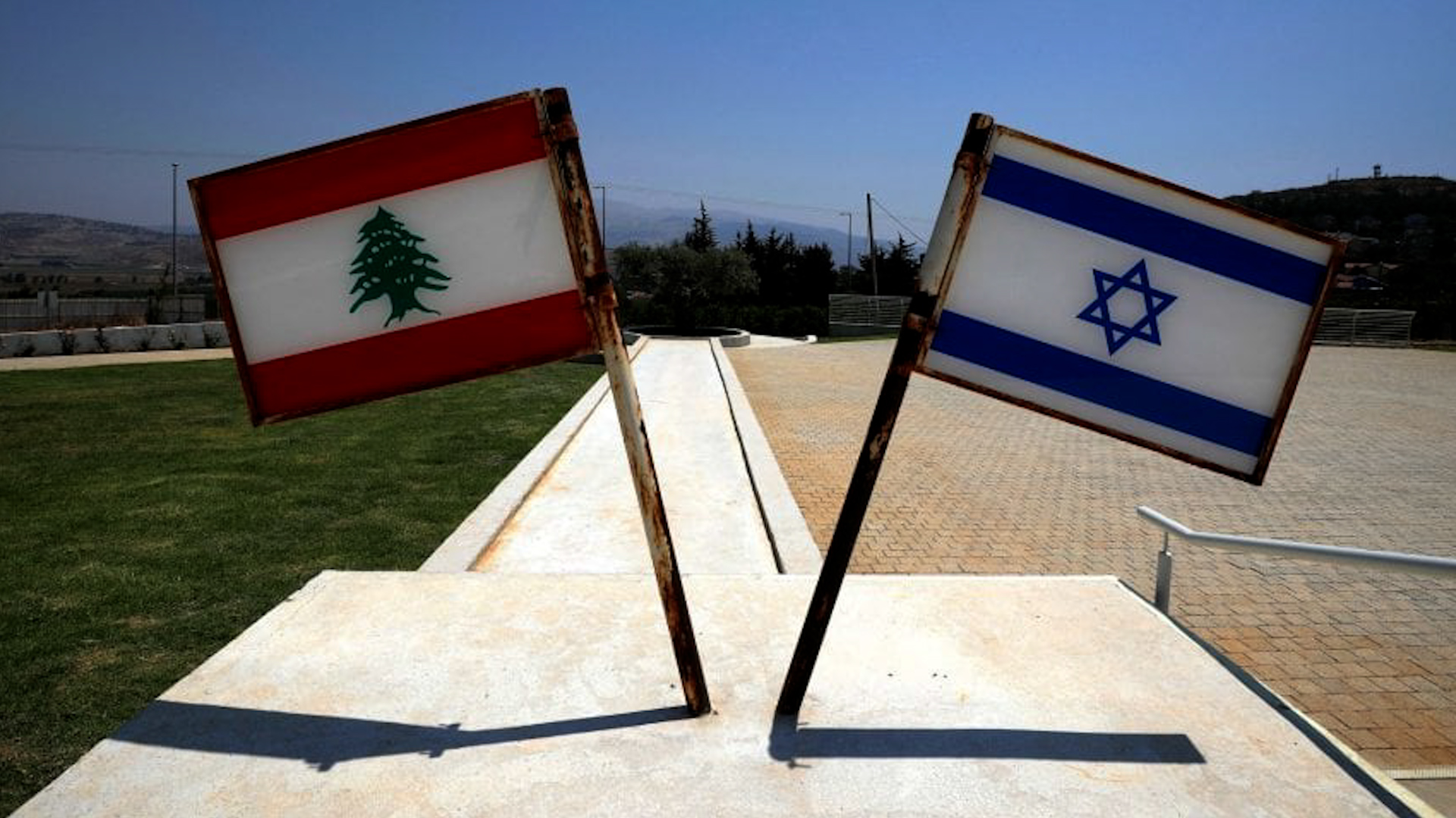 بشرط نزع سلاح حزب الله..إسرائيل تعرب عن استعدادها للانسحاب من لبنان