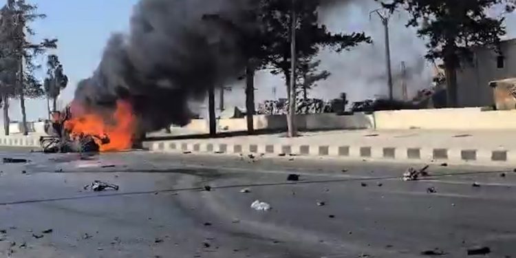 مقتل “قيادي إيغوري” وآخر من “تحرير الشام” باستهداف مسيرة على طريق مطار حلب