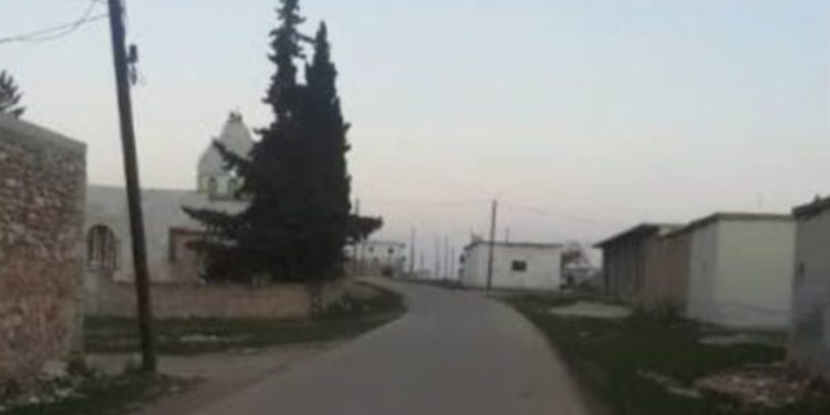 مرتزقة الاحتلال التركي تقوم بعمليات نهب وتعفيش لمنازل الكرد بقرية النيربية بريف حلب
