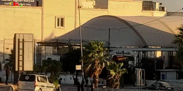 مراسلتنا: حاجز الحكومة الانتقالية في أثريا يوقف رحلات المسافرين بعد أن تسمح قسد بمرورها