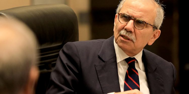 نواف سلام: حزب الله يجب أن يتحول إلى حزب غير مسلح