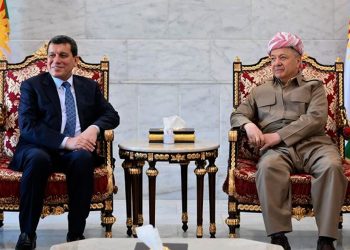 مسعود برزاني يستقبل مظلوم عبدي وإلهام أحمد في دهوك