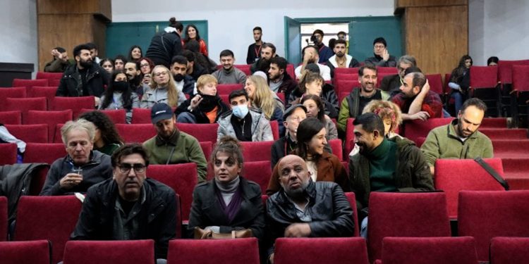 استمرار فعاليات “مهرجان روج آفا الدولي للأفلام” في قامشلو