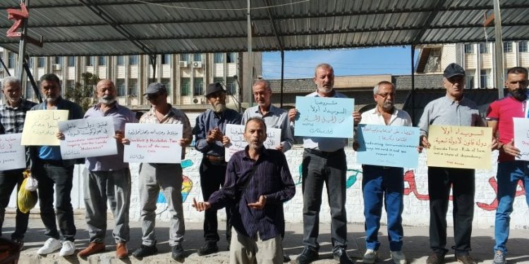 استمرار الاحتجاج في السويداء ضد وجود قوات الحكومة الانتقالية في ريفها