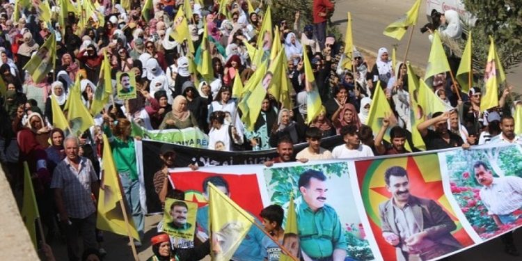 أهالي كركي لكي يطالبون الدولة التركية باتخاذ خطوات جدية تجاه عملية السلام