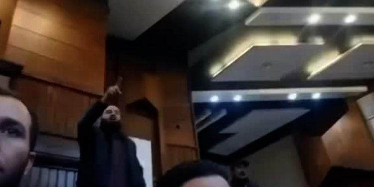 إضراب الكرامة يشل العملية التعليمية في إدلب وريف حلب