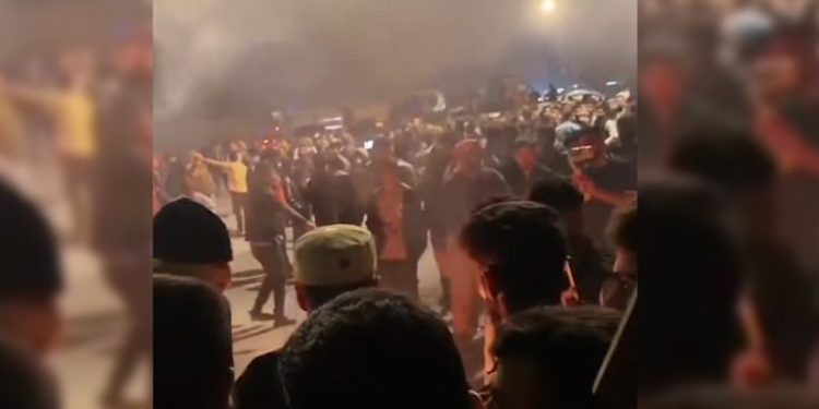 تصاعد الاحتجاجات في بهدينان ضد الحزب الديمقراطي الكردستاني وتصدي الأمن للمتظاهرين