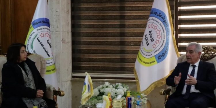 وصول وفد المؤتمر القومي الكردستاني برئاسة أحمد قارموس إلى روج آفا