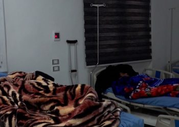 وصول جرحى وجثامين شهداء من حيي الشيخ مقصود والأشرفية إلى مشافي الرقة-تقرير: يارا مرعي