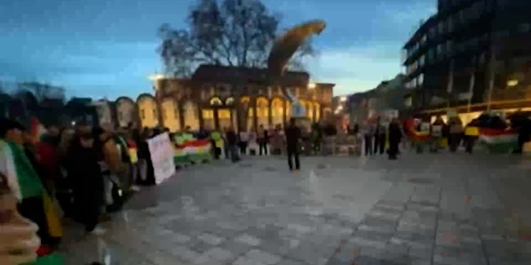 الجالية الكردية في ألمانيا تدعو للتظاهر في برلين دعما لشمال وشرق سوريا