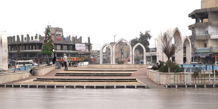 ملف-أهالي الرقة نتمنى في العام الجديد أن يعم السلام على عموم سوريا