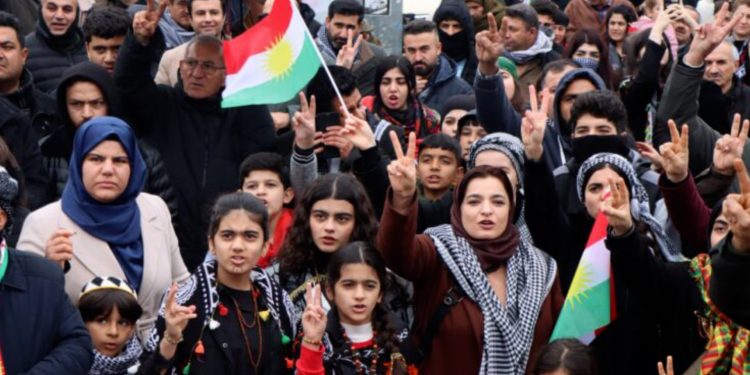 جنوب كردستان.. نساء دربندخان يجددن دعمهن للشعب الكردي في روج آفا