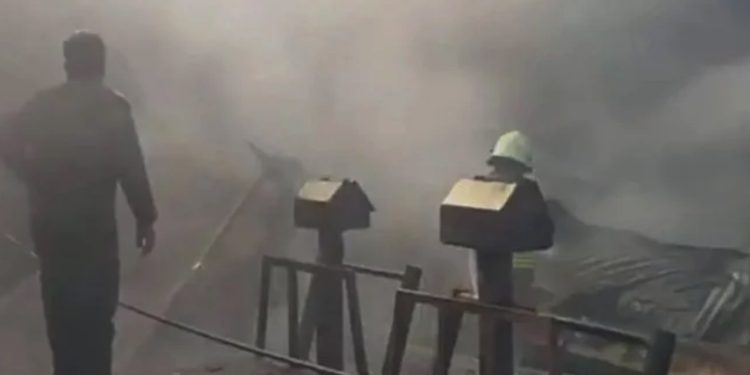 مقتل طيار ومساعده بتحطم مروحية في محافظة أصفهان الإيرانية