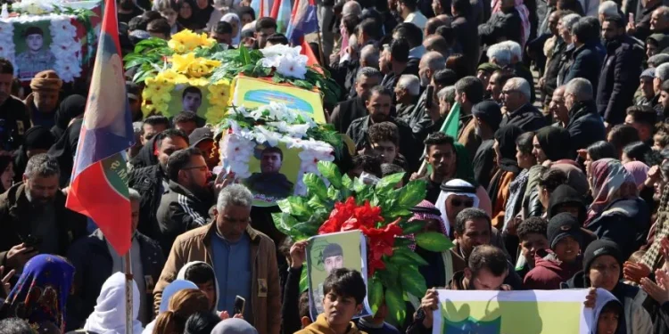 تشييع جثامين خمسة شهداء إلى مزار الشهيد خبات ديرك