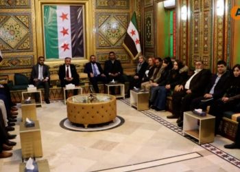 وفد حكومي يلتقي محافظ الحسكة لمناقشة التكامل في قطاعات الطاقة والمياه والتخطيط