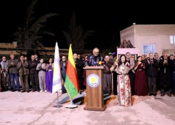 إيقاد شعلة نوروز والإدلاء ببيان في كوباني