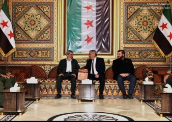 مباحثات حول آلية تسريع عودة المهجرين