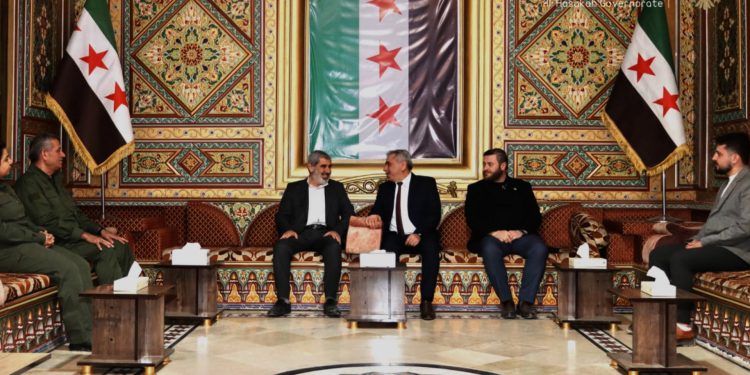 مباحثات حول آلية تسريع عودة المهجرين