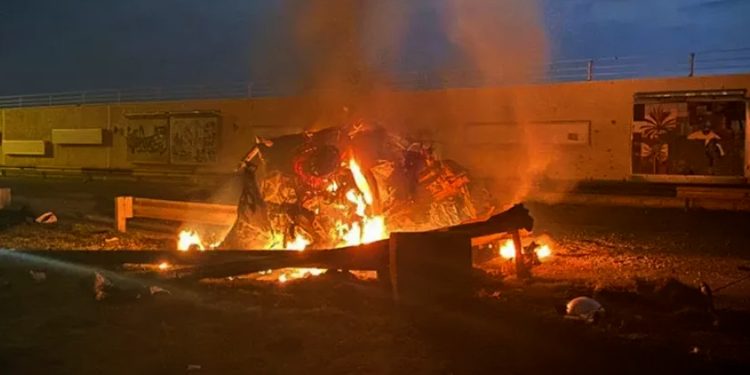 مقتل وإصابة 15 عنصراً من الحشد الشعبي بضربة أمريكية إسرائيلية