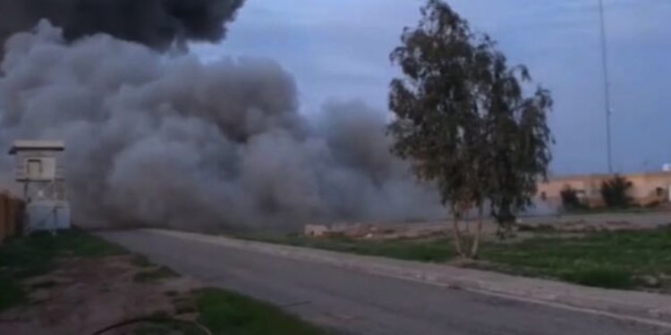 العراق.. مقتل 20 عنصراً بقصف جوي استهدف موقعاً للحشد الشعبي في الأنبار