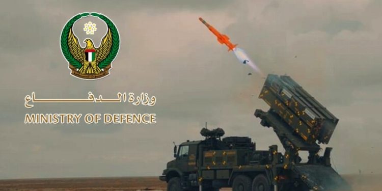 الإمارات تعلن التصدي لهجمات صاروخية وطائرات مسيّرة