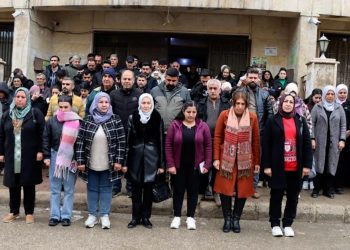 أهالي روج آفا يستذكرون شهداء حلبجة ويطالبون بالمحاسبة