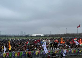 إسطنبول: مداهمات على خلفية احتفالات عيد نوروز واعتقال 26 شخصا بينهم أطفال