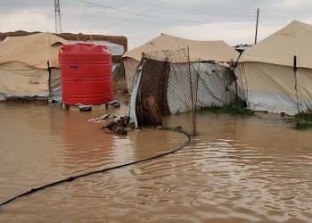 أوضاع إنسانية صعبة يعيشها مهجري سري كانيه في خيم مهترءة