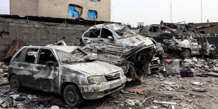 إسرائيل تعلن توجيه 7600 ضربة على إيران و1100 على لبنان منذ بدء الحرب
