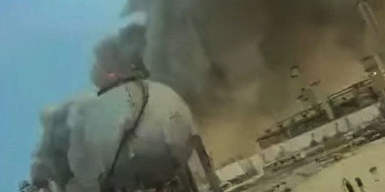 شركة أرامكو النفطية تعرضت لقصف إيراني