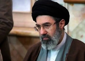 نجل المرشد الإيراني الجديد: المرشد بخير رغم إصابته في الحرب