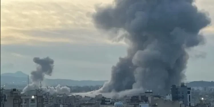 انفجارات عنيفة بمدن طهران وكنارك ومهرآباد في إيران