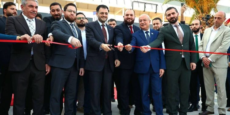 محافظ الحسكة يحضر افتتاح معرض تكنولوجيا المعلومات والاتصالات في دمشق