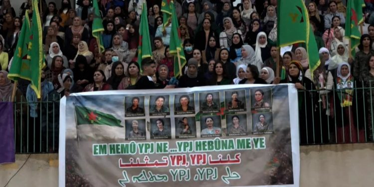 إطلاق حملة لدعم وحدات حماية المرأة والمطالبة بإشراكها في هيكلية وزارة الدفاع