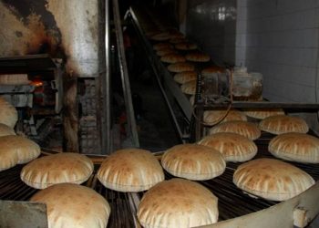 أزمة الخبز تتفاقم في دير الزورمن حيث الأسعار وكمية الأنتاج