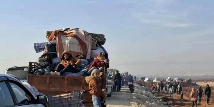 المهجرون في مخيم نوروز يطالبون بتأمين العودة الآمنة وتكثيف الدعم الإنساني