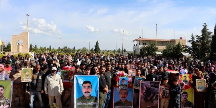 تشييع جثامين 3 شهداء ومراسم غيابية لآخر في الحسكة