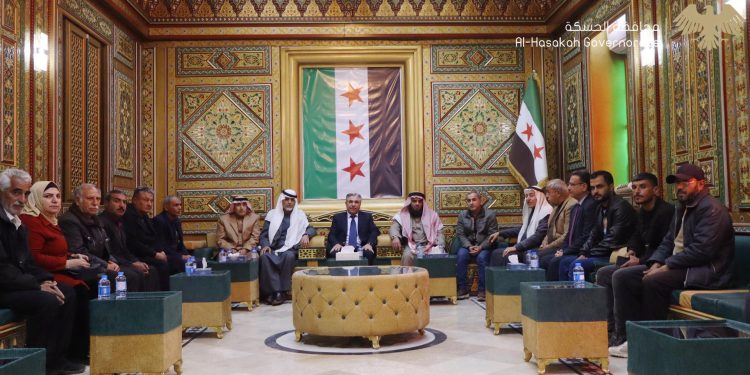 محافظ الحسكة يناقش مع اتحاد الفلاحين العام استعدادات استقبال الموسم الزراعي