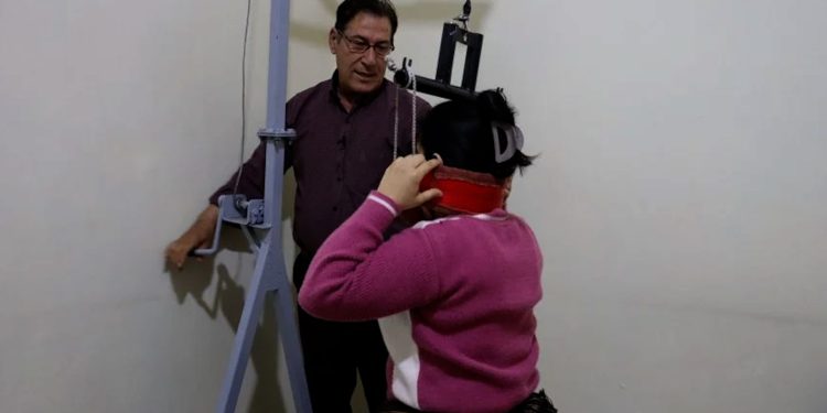 السوجوك بديلاً للجراحة..معالجة العظام والأعصاب الأمراض المزمنة بالأعشاب